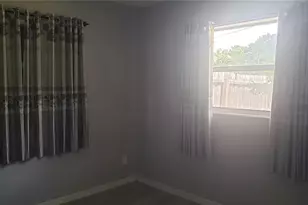 5815 24th St W, Bradenton, FL 34207 - Photo 13