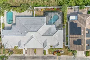 4817 61st Ave Dr W, Bradenton, FL 34210 - Photo 17