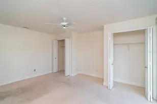 4817 61st Ave Dr W, Bradenton, FL 34210 - Photo 15