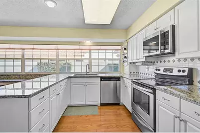 4717 Peridia Boulevard E, Bradenton, FL 34203 - Photo 17