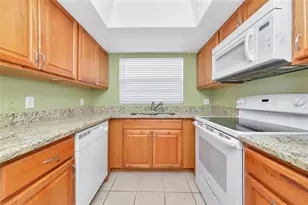 5964 7th Ave W, Bradenton, FL 34209 - Photo 9