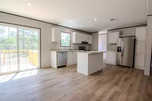 192 Freedom Dr, Frostproof, FL 33843 - Photo 15