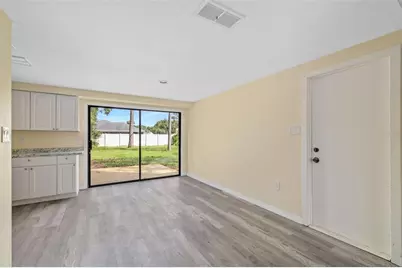 2004 Wood Hollow Place, Sarasota, FL 34235 - Photo 5