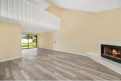 2004 Wood Hollow Place, Sarasota, FL 34235 - Photo 3