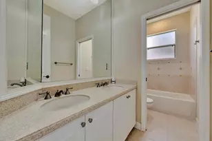 6507 37th St E, Sarasota, FL 34243 - Photo 13