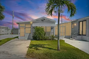 26 Montego Dr, Palmetto, FL 34221 - Photo 1