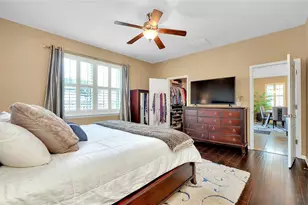 5438 Cartagena Dr, Sarasota, FL 34233 - Photo 25