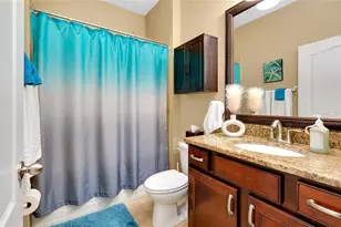 5438 Cartagena Dr, Sarasota, FL 34233 - Photo 33