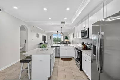 17810 Gawthrop Drive #305, Bradenton, FL 34211 - Photo 5