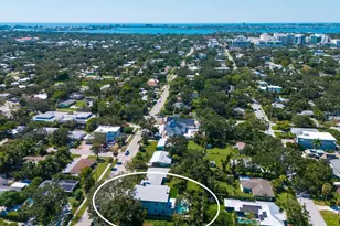 2467 Hyde Park St, Sarasota, FL 34239 - Photo 3