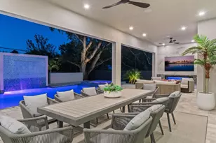 2467 Hyde Park St, Sarasota, FL 34239 - Photo 43