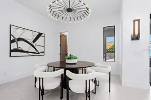 2467 Hyde Park St, Sarasota, FL 34239 - Photo 9