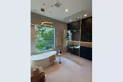 2467 Hyde Park Street, Sarasota, FL 34239 - Photo 19