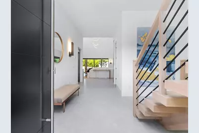 2467 Hyde Park Street, Sarasota, FL 34239 - Photo 5