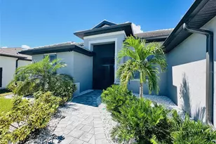 16 Tournament Rd, Rotonda West, FL 33947 - Photo 9