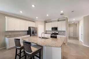 2607 Avolet Ct, Lakewood Ranch, FL 34211 - Photo 9