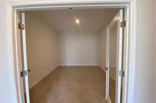 2607 Avolet Ct, Lakewood Ranch, FL 34211 - Photo 7