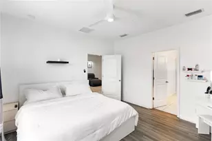 5702 Los Robles Ct, Palmetto, FL 34221 - Photo 17