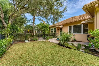 6914 Stanhope Place, University Park, FL 34201 - Photo 59