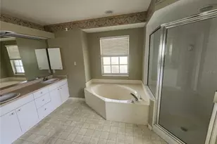 6803 34th Ave E, Palmetto, FL 34221 - Photo 11