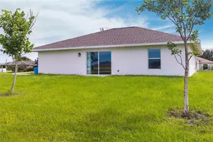 1700 NW 15th Pl, Cape Coral, FL 33993 - Photo 29