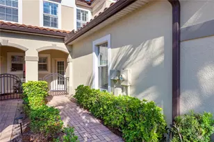 8142 Miramar Way, Lakewood Ranch, FL 34202 - Photo 5