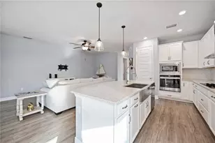 3926 Sunshine Pine Ave, Bradenton, FL 34203 - Photo 17