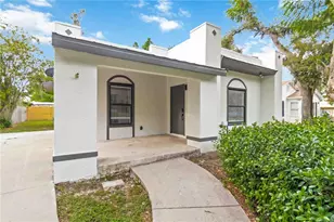 1368 21st St, Sarasota, FL 34234 - Photo 5