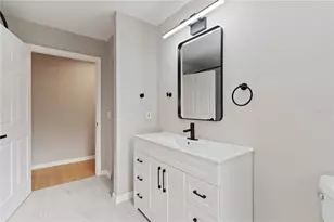 1368 21st St, Sarasota, FL 34234 - Photo 21