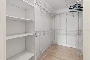 8911 Manor Loop, Lakewood Ranch, FL 34202 - Photo 17