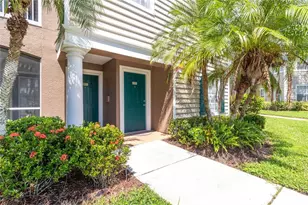 8911 Manor Loop, Lakewood Ranch, FL 34202 - Photo 3