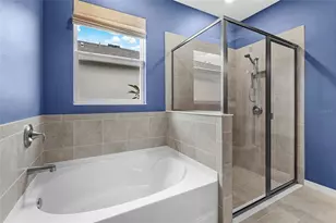 12600 Night View Dr, Sarasota, FL 34238 - Photo 17