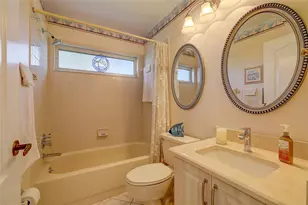 4443 Del Sol Blvd S, Sarasota, FL 34243 - Photo 19