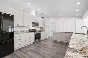 6315 4th Ave NW, Bradenton, FL 34209 - Photo 7