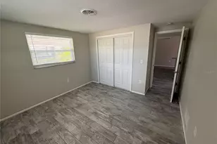 302 Colonia Ln E, Nokomis, FL 34275 - Photo 7