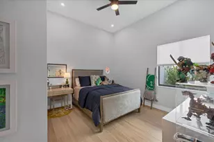 2222 Webber St, Sarasota, FL 34239 - Photo 29