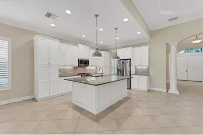 14215 Kinglet Terrace, Lakewood Ranch, FL 34202 - Photo 27