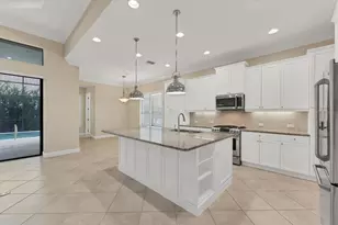 14215 Kinglet Ter, Lakewood Ranch, FL 34202 - Photo 29
