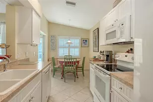 5682 Sheffield Greene Cir, Sarasota, FL 34235 - Photo 5