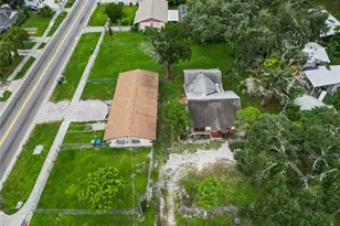 902 27th St E, Bradenton, FL 34208 - Photo 15