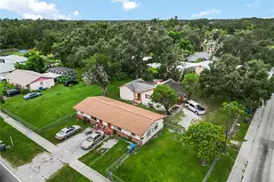 902 27th St E, Bradenton, FL 34208 - Photo 13