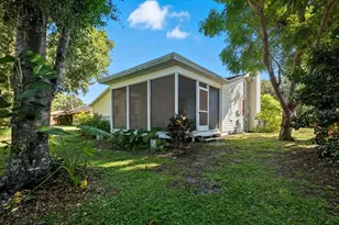 4424 Meadow Creek Cir, Sarasota, FL 34233 - Photo 23