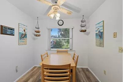 4424 Meadow Creek Circle, Sarasota, FL 34233 - Photo 9