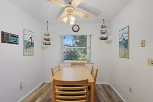 4424 Meadow Creek Cir, Sarasota, FL 34233 - Photo 9