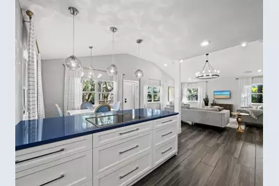 3376 S Seclusion Drive, Sarasota, FL 34239 - Photo 15