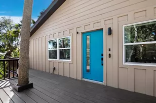 3376 S Seclusion Dr, Sarasota, FL 34239 - Photo 5