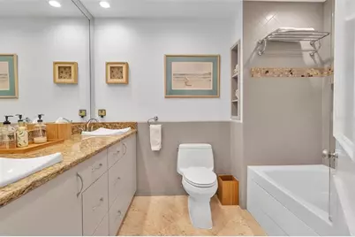 1701 Gulf Of Mexico Drive #109, Longboat Key, FL 34228 - Photo 25