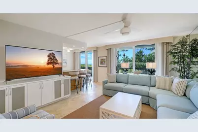 1701 Gulf Of Mexico Drive #109, Longboat Key, FL 34228 - Photo 5