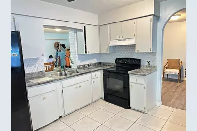 2424 51st Street, Sarasota, FL 34234 - Photo 7