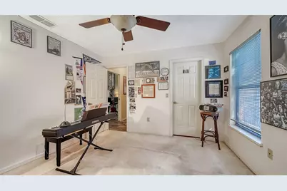 4390 Woodview Drive, Sarasota, FL 34232 - Photo 35